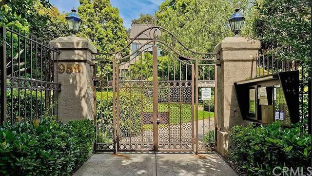 950 Kings Road - Photo 1