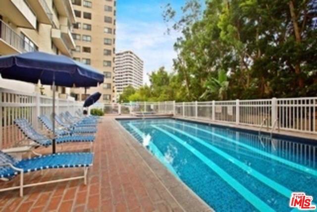 10535 Wilshire Boulevard - Photo 1