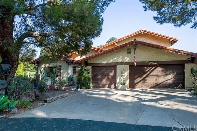 1112 Sandhurst Lane - Photo 1