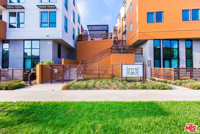 6030 Seabluff - Photo 1