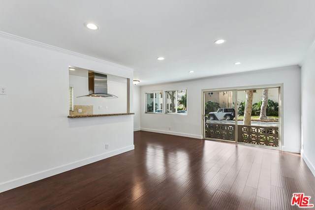 8730 Charleville - Photo 1