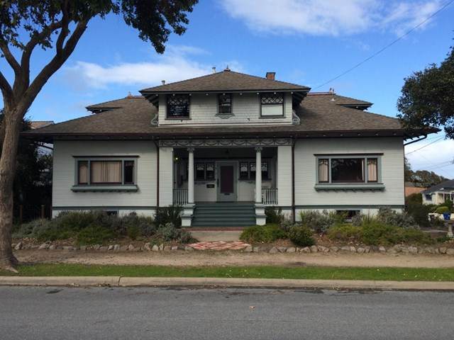 744 Pine Avenue - Photo 1
