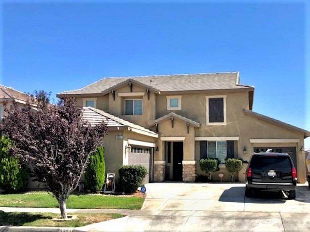 8951 Honeysuckle Avenue - Photo 1