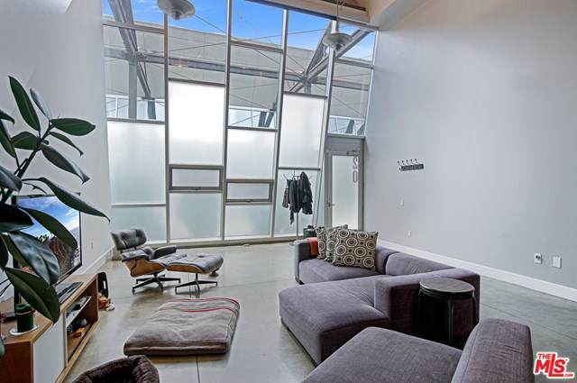 130 Hewitt Street - Photo 1