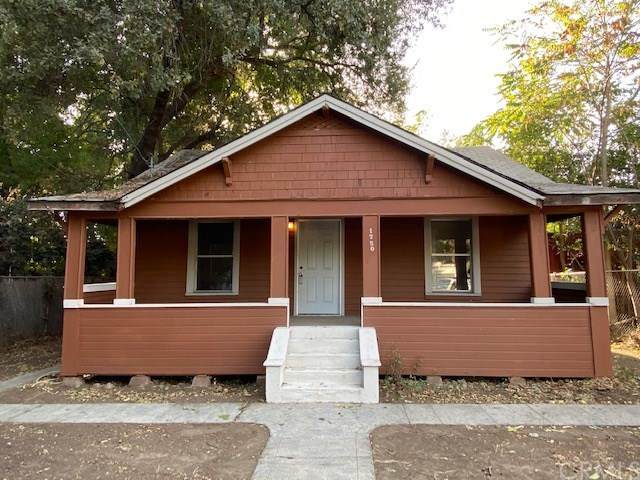 1750 Oak Street - Photo 1