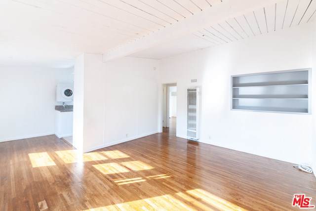 154 Monterey Road - Photo 1