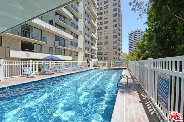 10535 Wilshire Boulevard - Photo 1