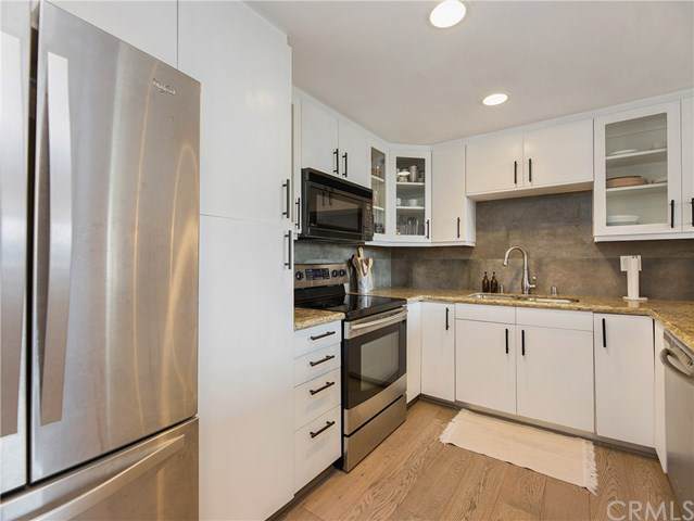 321 San Vicente Boulevard - Photo 1