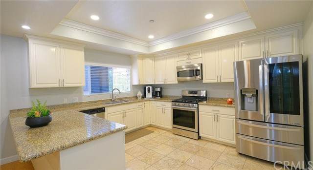 1198 Crenshaw Boulevard - Photo 1