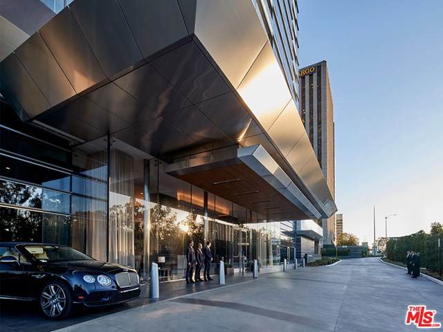 10000 Santa Monica Boulevard - Photo 1