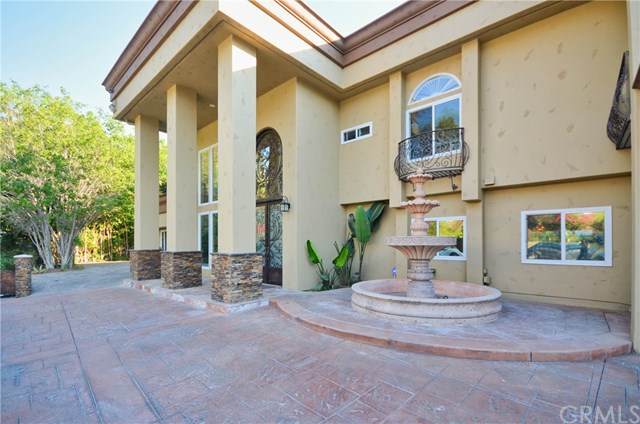 7775 Elden Ave - Photo 1