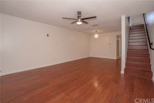 223 Acacia Avenue - Photo 1