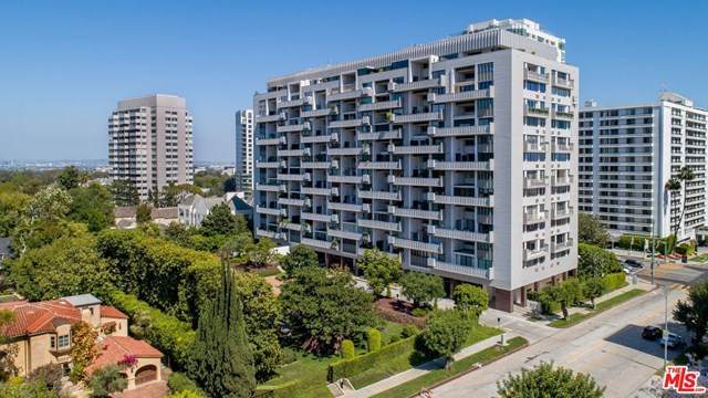 10375 Wilshire Boulevard - Photo 1