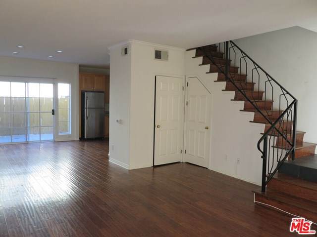 108 Orlando Avenue - Photo 1