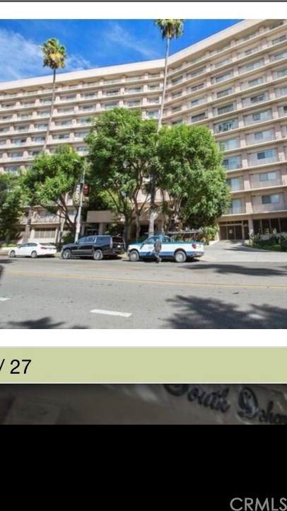 100 Doheny Drive - Photo 1