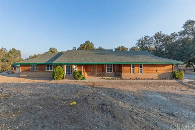 4903 Oakridge Road - Photo 1