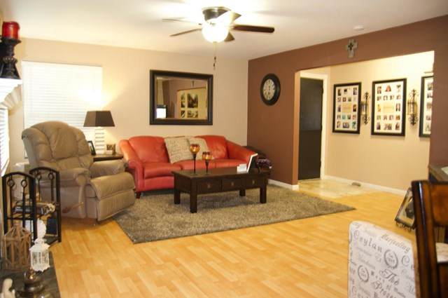 167 Del Monte Lane - Photo 1