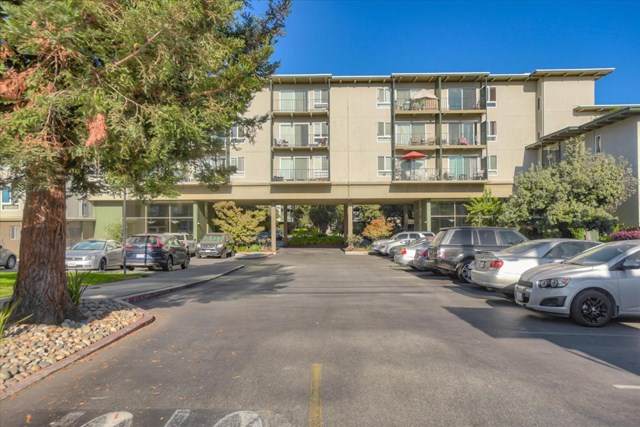 814 Delaware Street - Photo 1