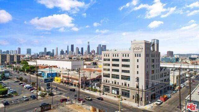 691 Mill St - Photo 1