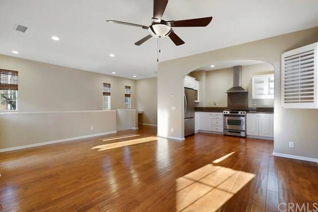 74 Latitude - Photo 1