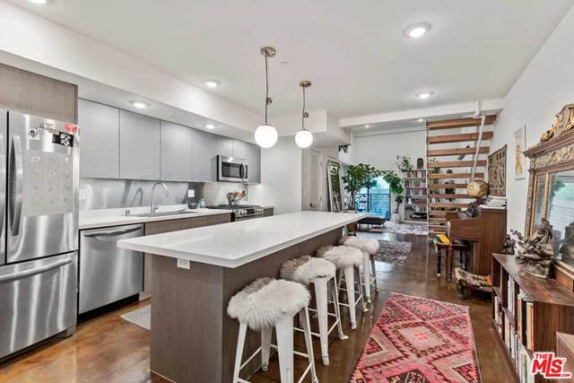 654 Virgil Avenue - Photo 1