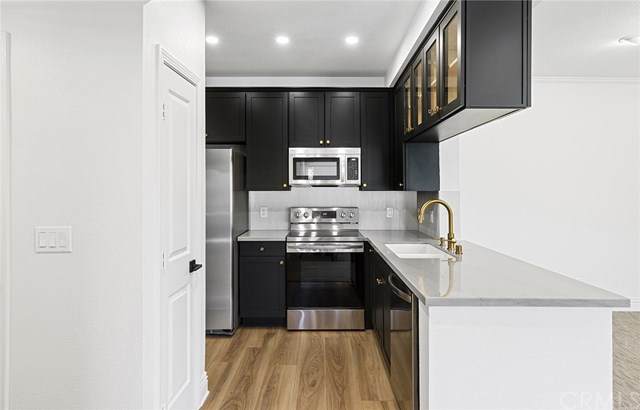 22681 Oakgrove - Photo 1