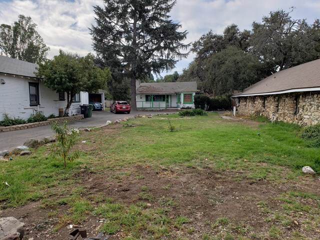 3056 Crescent Way - Photo 1