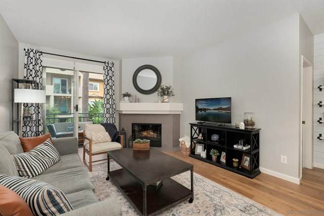 2150 Camino De La Reina - Photo 1
