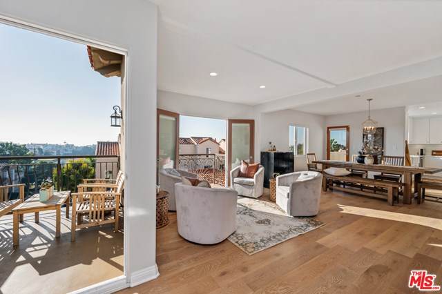 651 9th Street - Photo 1