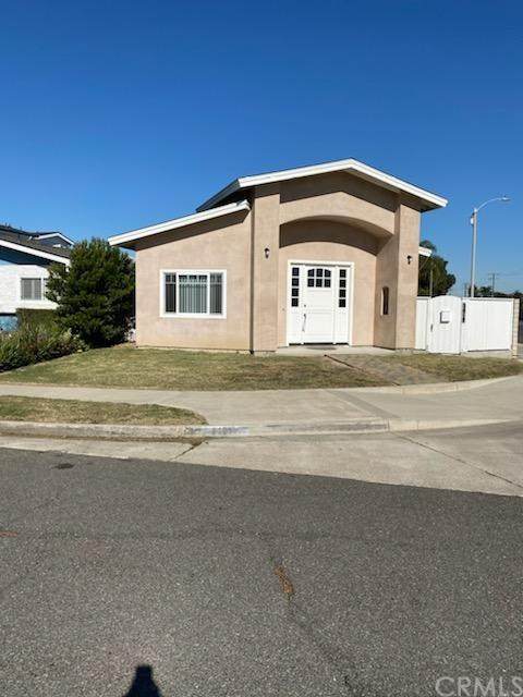 8491 Doncaster Drive - Photo 1