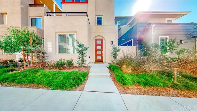 586 Cultivate - Photo 1