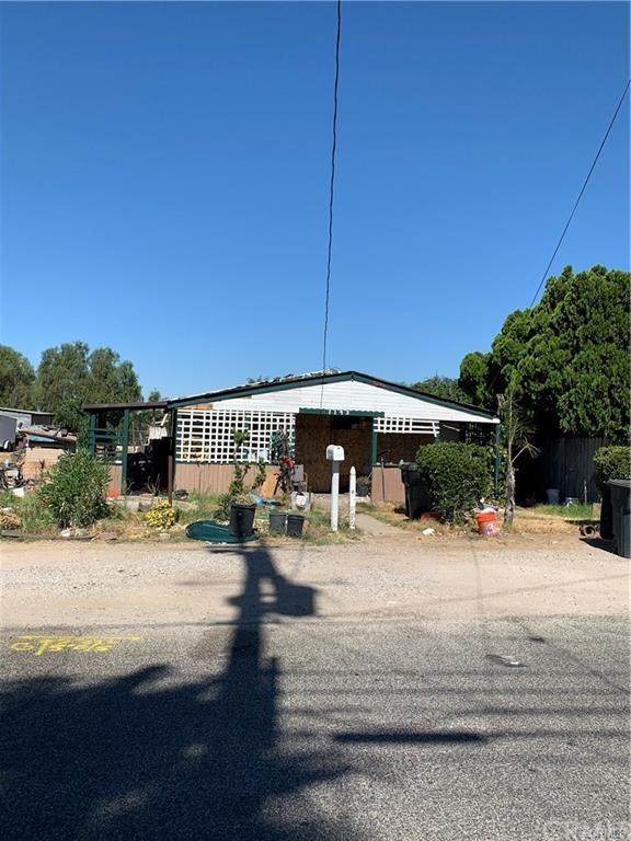 1143 Sapphire Avenue - Photo 1
