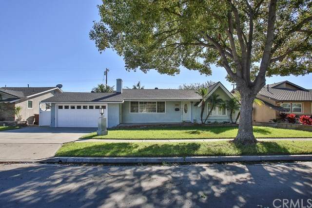 3262 Ravenswood Drive - Photo 1
