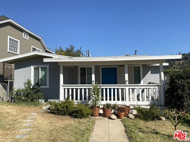 2683 Moss Avenue - Photo 1