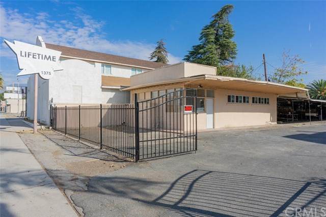 1375 E Street - Photo 1