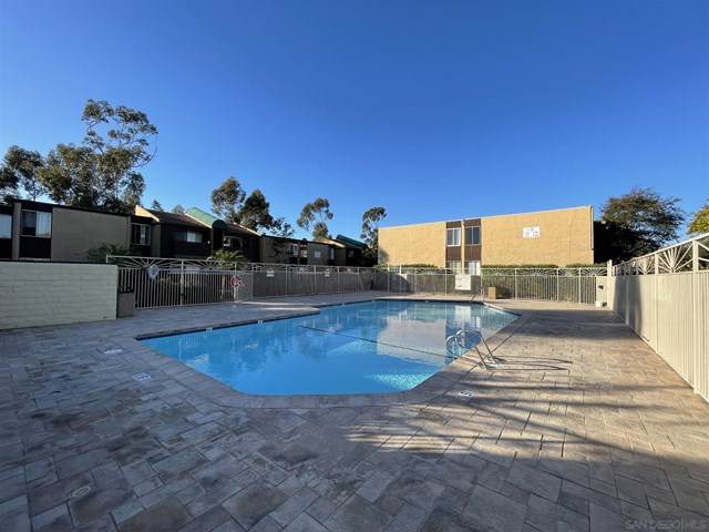 3454 Castle Glen 236 - Photo 1