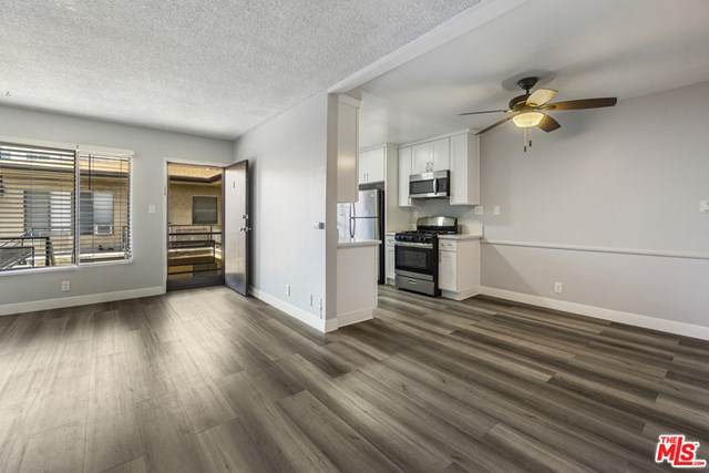 1256 Tamarind Avenue - Photo 1