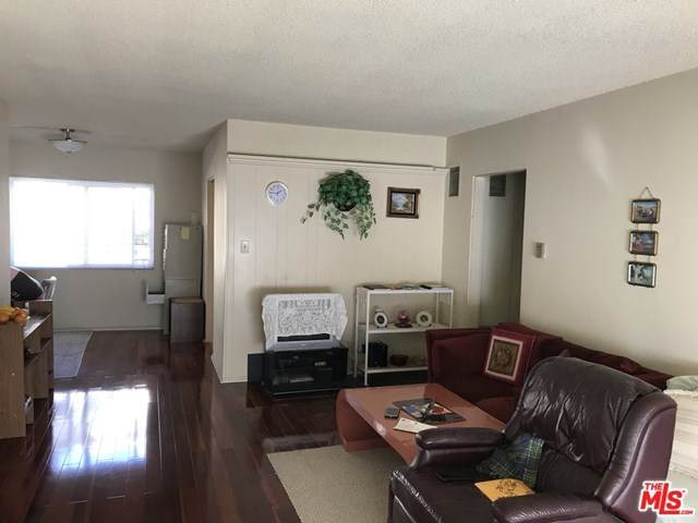 1600 Hobart Boulevard - Photo 1