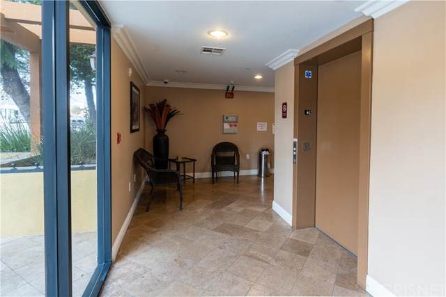 6938 Laurel Canyon Boulevard - Photo 1