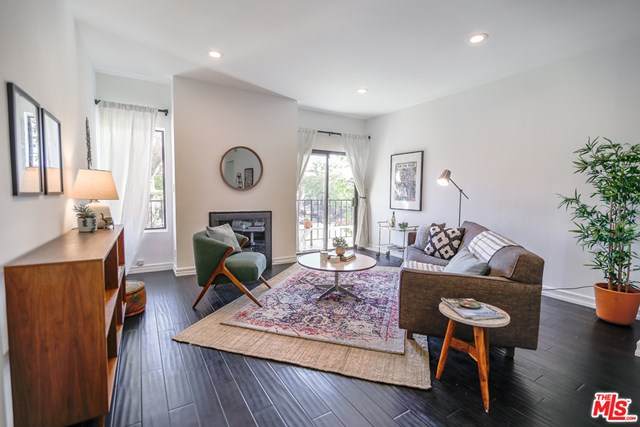 4555 Franklin Avenue - Photo 1