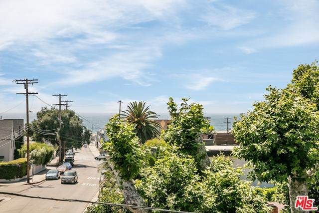 257 Entrada Drive - Photo 1