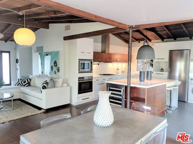 2403 Valentine Street - Photo 1