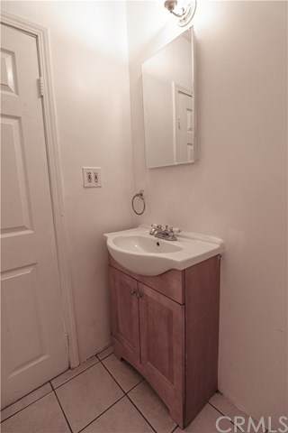 1624 8th Street - Photo 1