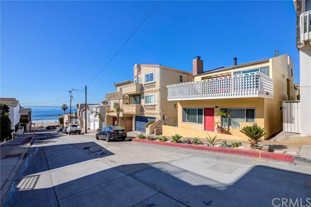 203 38th Street - Photo 1