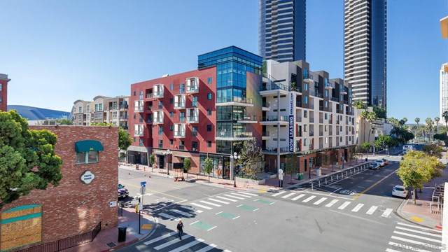 450 J St - Photo 1