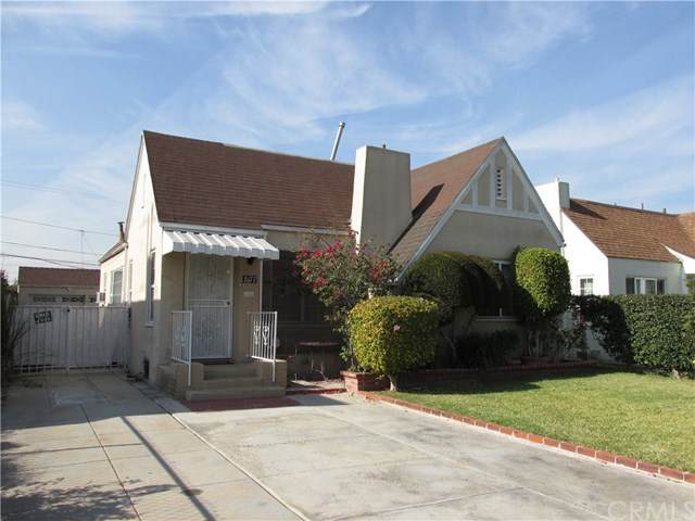 8177 San Carlos Avenue - Photo 1