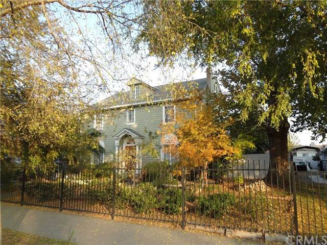1811 Baker Street - Photo 1