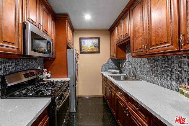 1422 Rock Glen Avenue - Photo 1