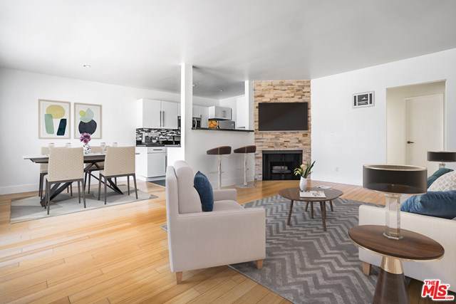 1535 Granville Avenue - Photo 1