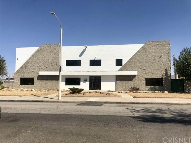 44528 Beech Avenue - Photo 1